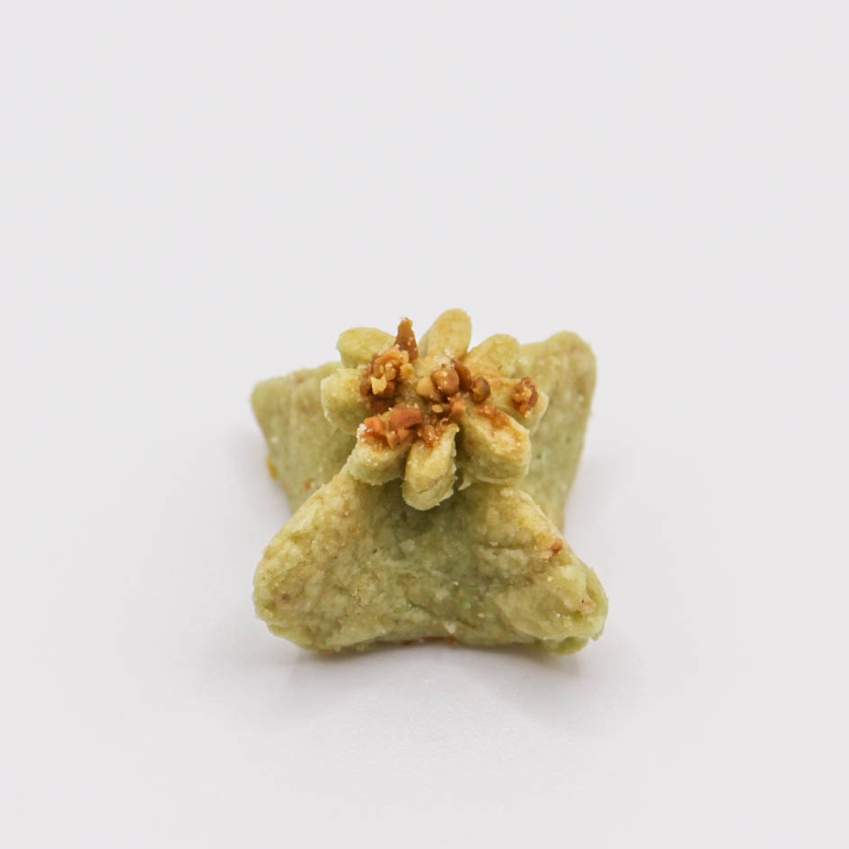 Spinach Diamond Biscuit